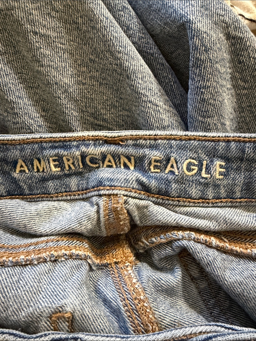Light Wash Distressed highest rise mom Jeans - Casual Everyday Denim - Picture 3 of 5